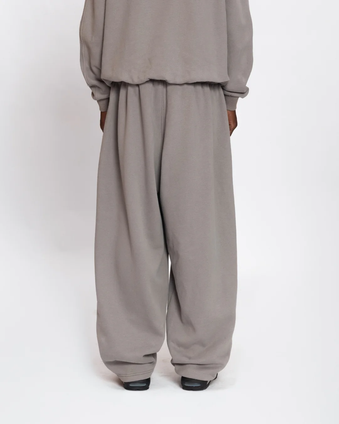 Baggy Trackies (Shadow) - Image 9